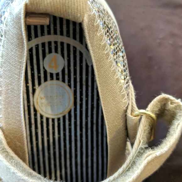 Wonder Nation Little Girl Gold Sequin Shoes - Picture 6 of 8